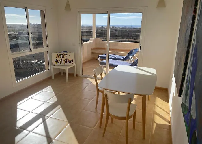 Semesterbostad Casa Oscar Roque